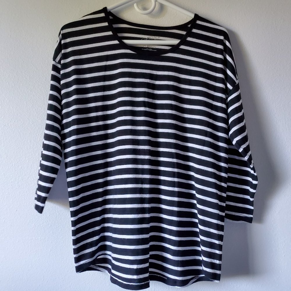 Style & Co Petite sport (Petite Medium Black and white strips half sleeve)